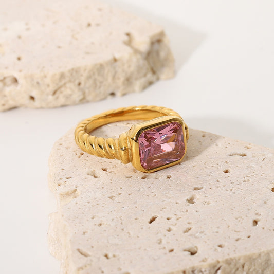 Lola Pink Ring