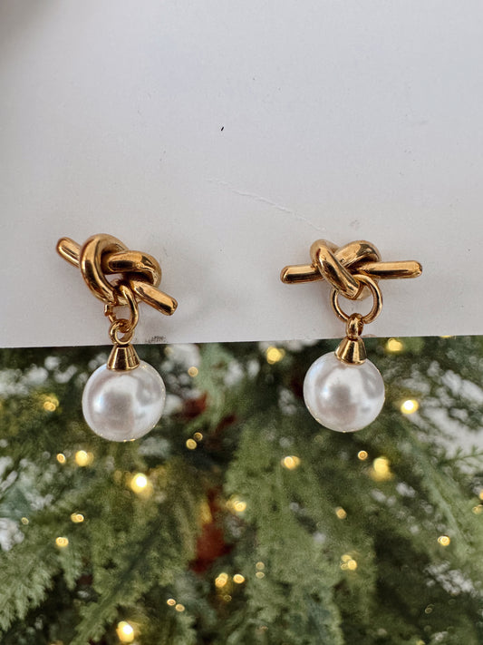 Pearl Drop Earrings
