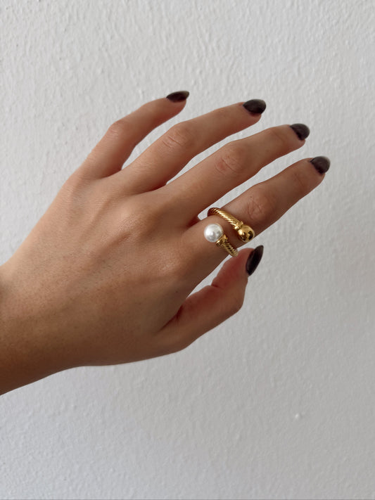 Golden Pearl Ring